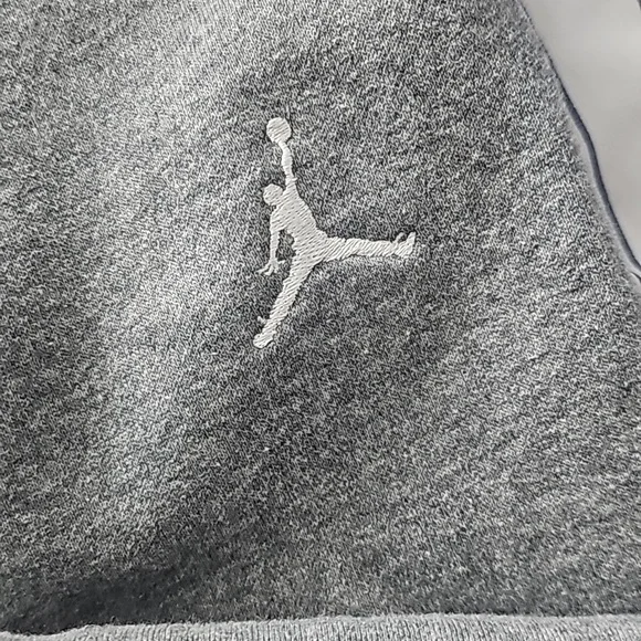 Jordan sweatpants - Picture 2 of 4